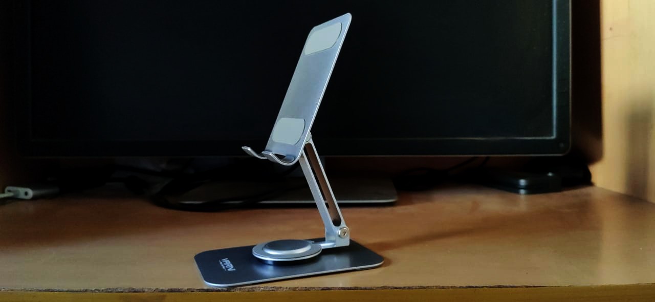 Foldable Mobile Stand: Enhancing Ultimate Convenience